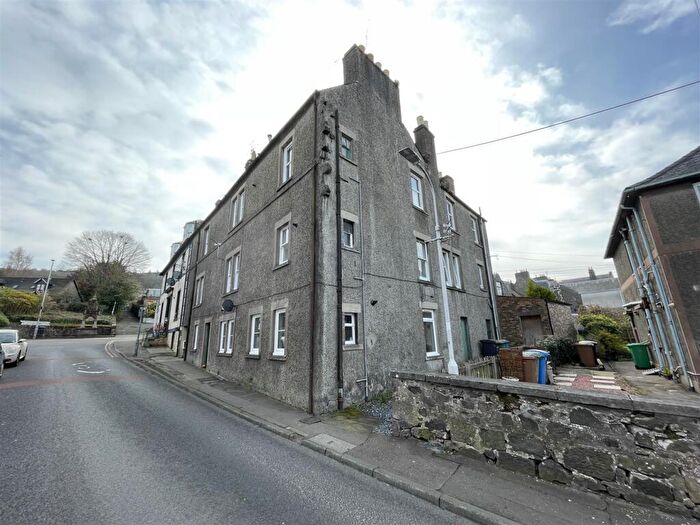 2 Bedroom Flat For Sale In Tay Street, Newburgh, KY14