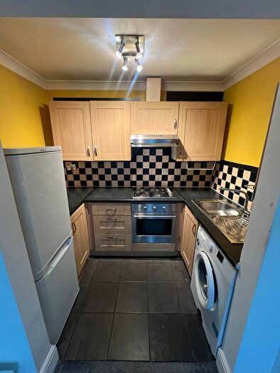 1 Bedroom Flat To Rent In Heath Park Road, Romford, RM2