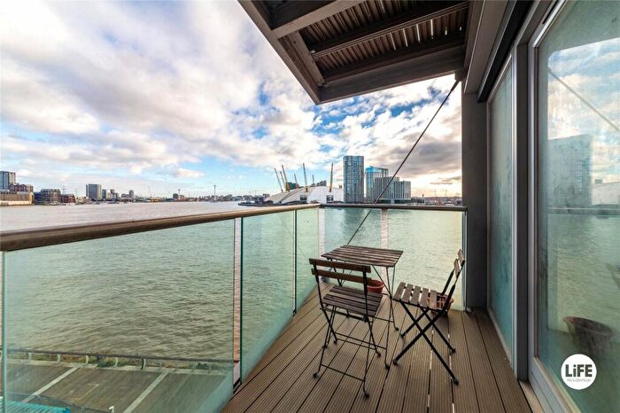 1 Bedroom Apartment To Rent In New Providence Wharf, Fairmont Avenue, London, E14
