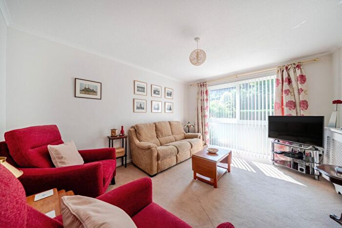 3 Bedroom Terraced House For Sale In Ericcson Close, London, SW18