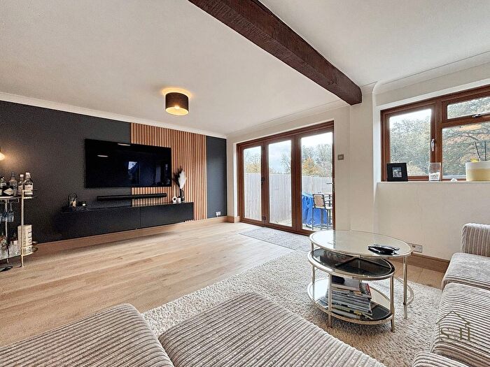 4 Bedroom Detached House For Sale In Sandyhurst Lane, Ashford, TN25