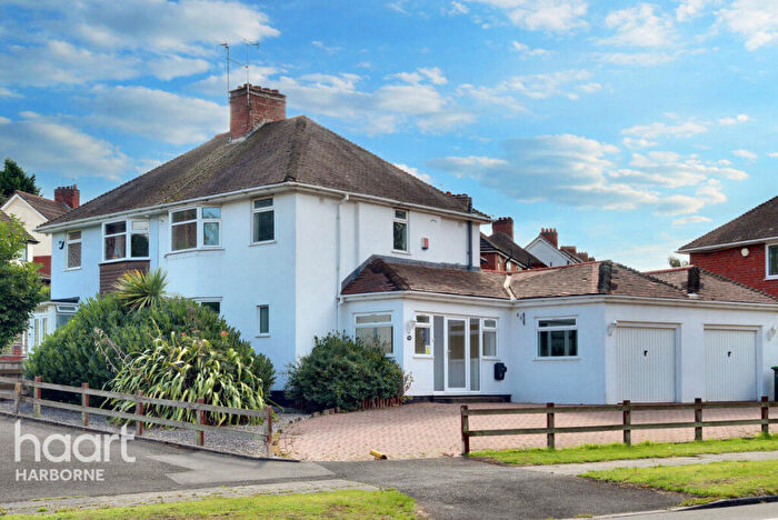 3 Bedroom Semi-Detached House For Sale In Norman Road, Smethwick, B67