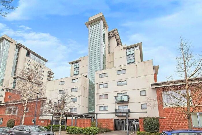 2 Bedroom Flat To Rent In Erebus Drive, London, SE28