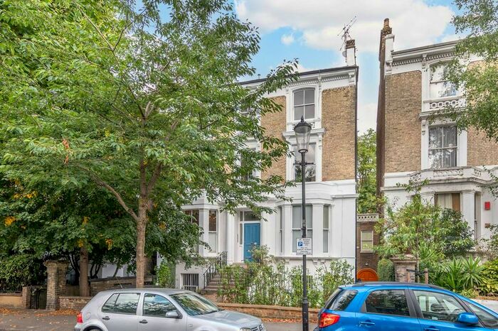 1 Bedroom Flat To Rent In Oxford Gardens, North Kensington, London, W10