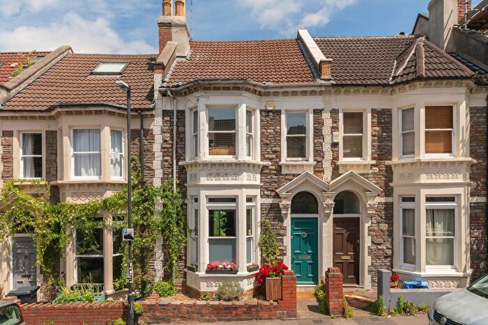 3 Bedroom Terraced House To Rent In Wellington Avenue, Bristol, BS6