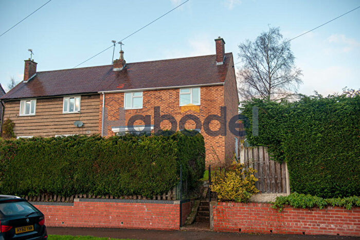 3 Bedroom Semi-Detached House To Rent In High Green, Sheffield, S35