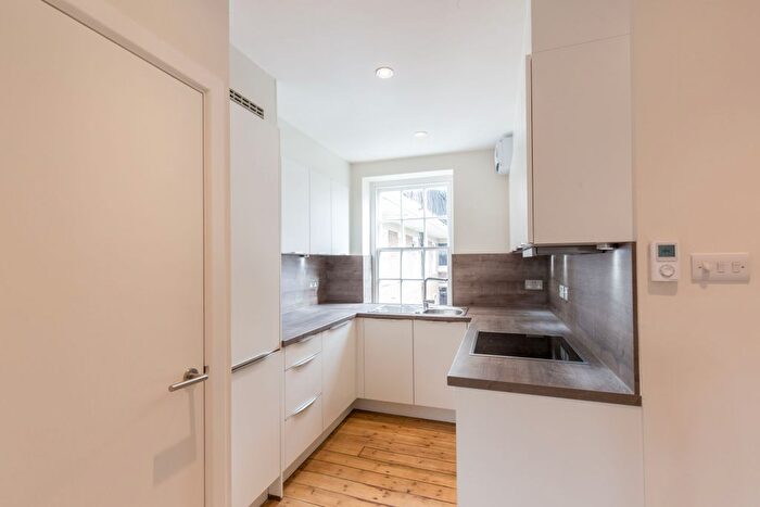 2 Bedroom Flat To Rent In Brenthouse Road, London, E9
