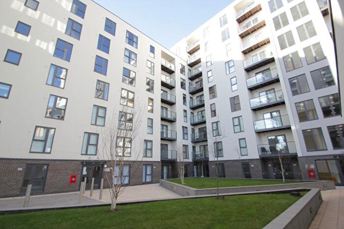 1 Bedroom Apartment To Rent In Woking, Surrey, GU22