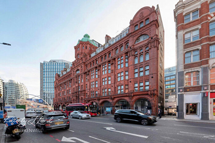 2 Bedroom Apartment To Rent In City Road, London, EC1V