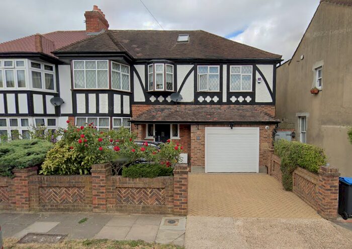 4 Bedroom Semi-Detached House To Rent In Queens Road, Morden, SM4