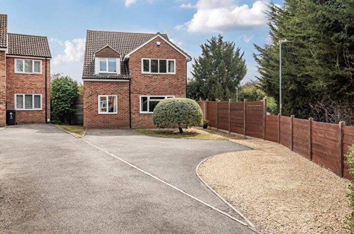 4 Bedroom Detached House For Sale In Griffiths Close, Stratton St Margaret, Swindon, SN3