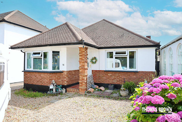 2 Bedroom Detached Bungalow For Sale In Lodge Crescent, Orpington, BR6