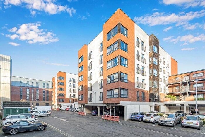 1 Bedroom Flat For Sale In / Salamander Court, Leith, Edinburgh, EH6