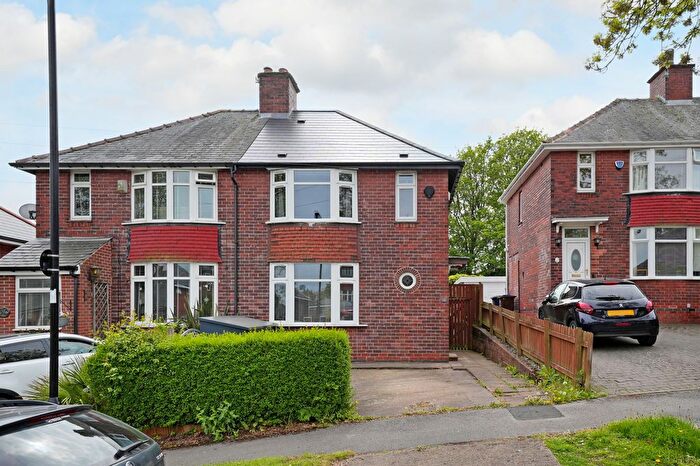 3 Bedroom Semi-Detached House For Sale In Warminster Crescent, Norton Lees, Sheffield, S8