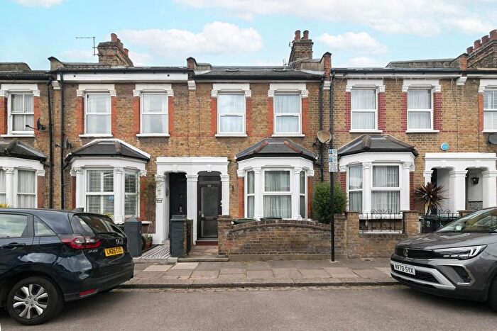 4 Bedroom Terraced House For Sale In St. Margarets Road, London, N17