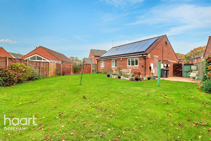 3 Bedroom Bungalow For Sale In Maple Drive, Necton, PE37