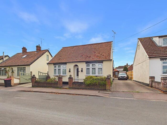 3 Bedroom Detached Bungalow For Sale In Recreation Road, Sible Hedingham, Halstead, CO9