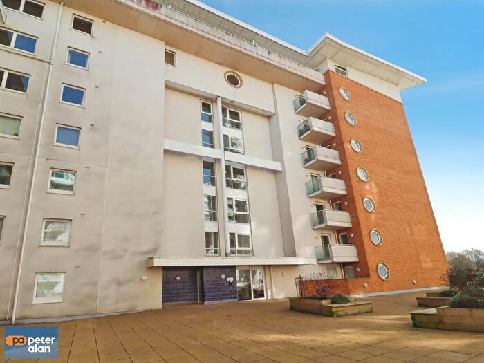 1 Bedroom Flat For Sale In Heol Glan Rheidol, Cardiff, CF10