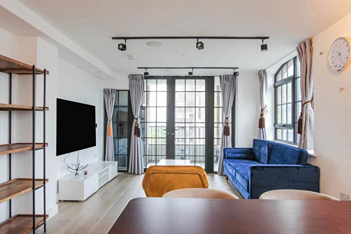 2 Bedroom Flat To Rent In New Tannery Way, London, SE1