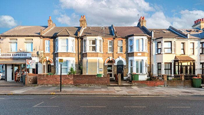 2 Bedroom Block Of Flats For Sale In Barking Road, London, E6