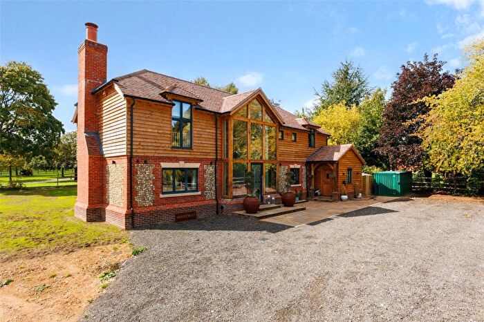 5 Bedroom Detached House For Sale In Park Wall Lane, Lower Basildon, Reading, Berkshire, RG8