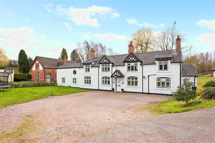 4 Bedroom Detached House For Sale In London Road, Davenham, Northwich, Cheshire, CW9