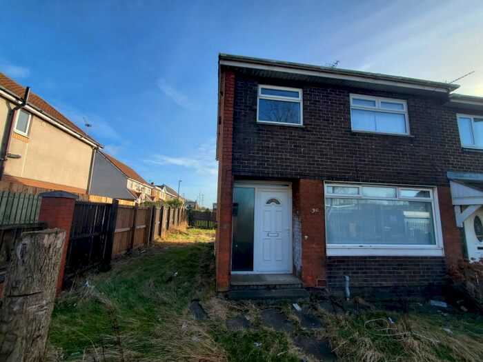 3 Bedroom End Of Terrace House To Rent In Killarney Avenue, Sunderland, SR5