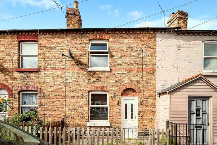 2 Bedroom Terraced House To Rent In Prince Street, Oswestry, Shropshire, SY11
