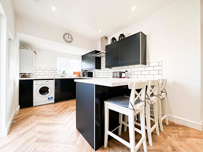 4 Bedroom Terraced House To Rent In Tewkesbury Street, Cathays, CF24