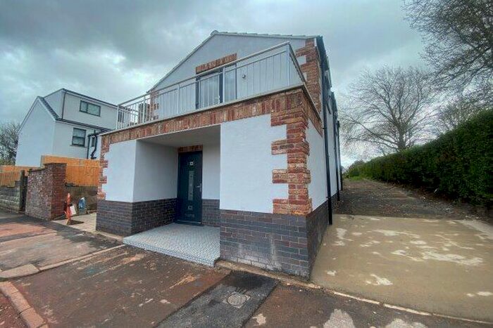 2 Bedroom Property To Rent In Langton Court Road, Bristol, BS4