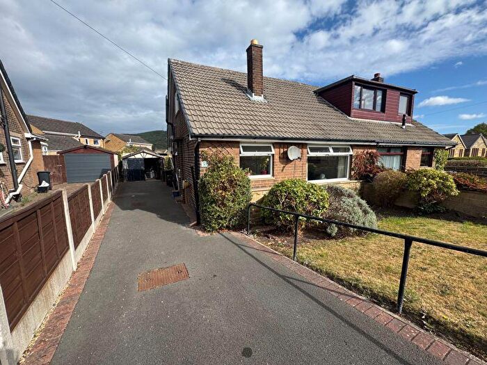 3 Bedroom Semi-Detached Bungalow For Sale In Old Earth, Elland, HX5