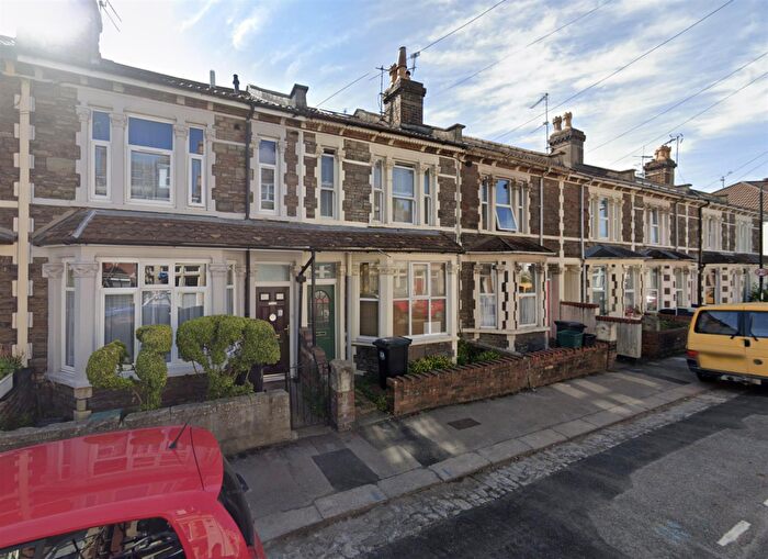 3 Bedroom Terraced House To Rent In Shaftesbury Avenue, Montpelier, Bristol, BS6