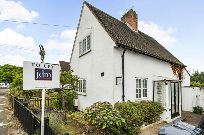 2 Bedroom End Of Terrace House To Rent In Maudslay Road, London, SE9