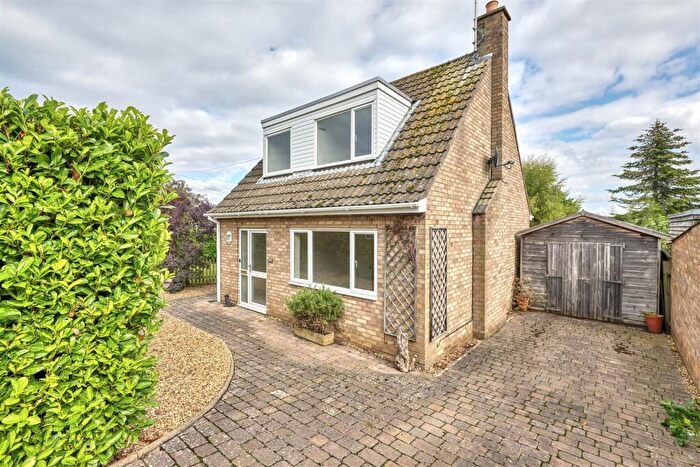 3 Bedroom House To Rent In Springfield Road, Oundle, PE8