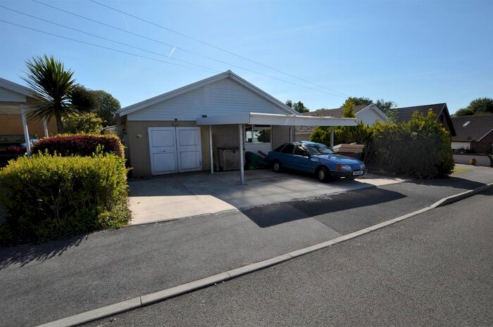 3 Bedroom Detached Bungalow For Sale In Nant Yr Ynys, Llanpumsaint, Carmarthen, SA33