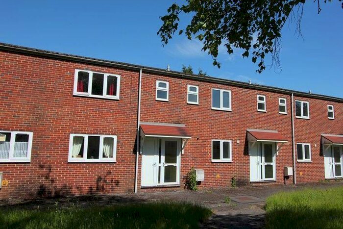 2 Bedroom End Of Terrace House To Rent In Maude Road, Beaconsfield, HP9