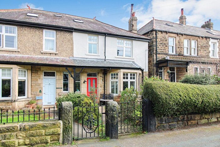 4 Bedroom Semi Detached House For Sale In Victoria Avenue, Knaresborough, North Yorkshire, HG5