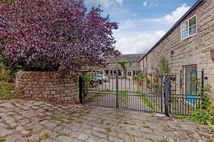 4 Bedroom Equestrian Facility For Sale In Northedge Farm, Northedge Lane, Tupton, Chesterfield, S42