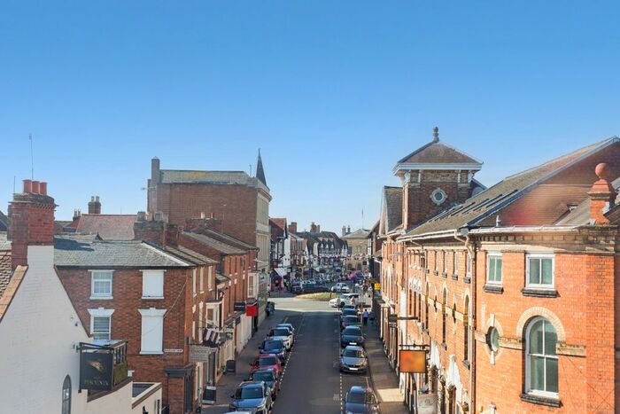 2 Bedroom Flat To Rent In Guild Street, Stratford-Upon-Avon, CV37