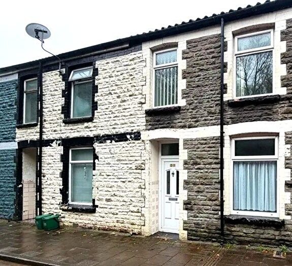 3 Bedroom Terraced House To Rent In Fountain Street, Pontypridd, CF37