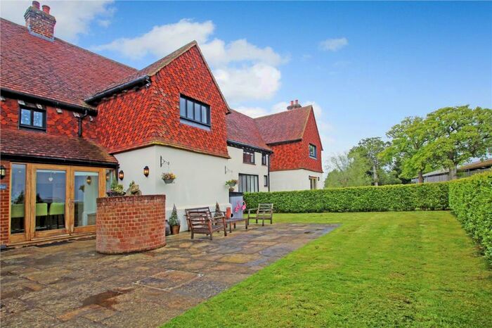 2 Bedroom Semi-Detached House To Rent In Alfold Road, Cranleigh, GU6