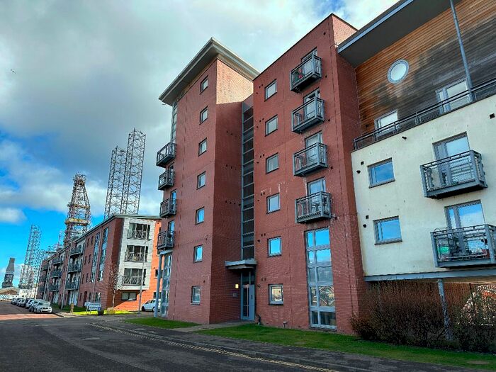 2 Bedroom Flat To Rent In South Victoria Dock Road, City Centre, Dundee, DD1