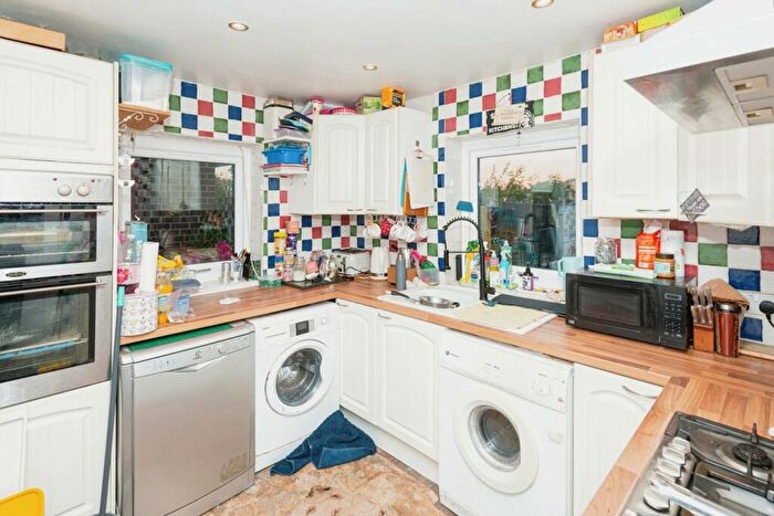 2 Bedroom Semi-Detached House For Sale In Rose Hill Road, Ashton-under-Lyne, OL6