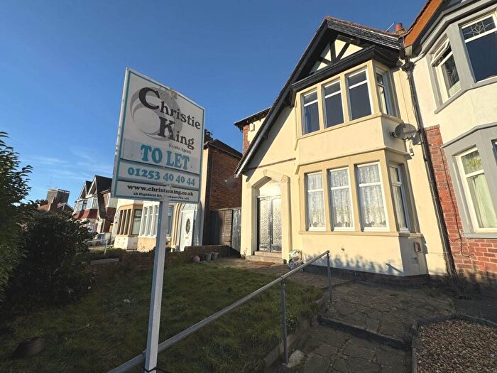 3 Bedroom Semi-Detached House To Rent In Red Bank Road, Blackpool, FY2