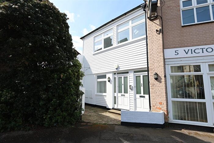 2 Bedroom Flat To Rent In Victoria Road, Sevenoaks, TN13