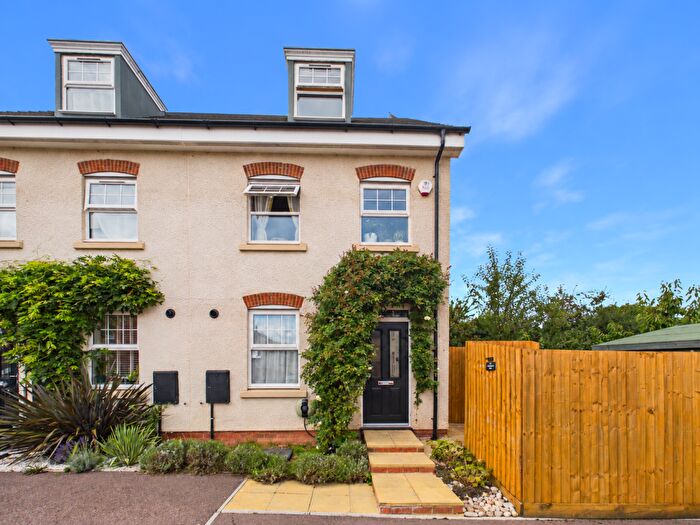 3 Bedroom Semi Detached House For Sale In Ternata Drive, Monmouth, NP25