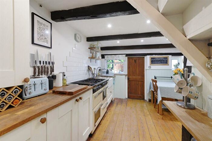 2 Bedroom End Of Terrace House For Sale In Maidstone Road, Nettlestead, ME18