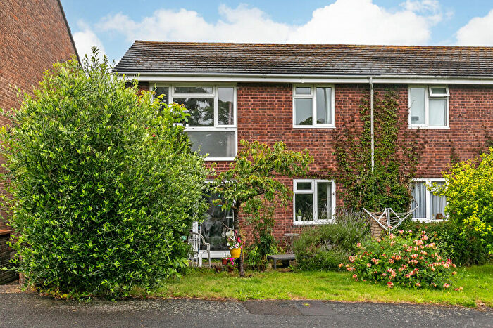 1 Bedroom Apartment To Rent In Charles Close, Winchester, SO23