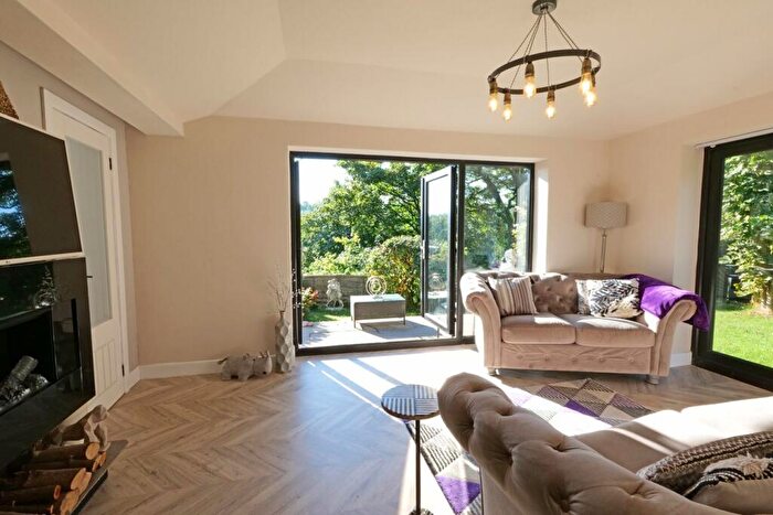 3 Bedroom Bungalow For Sale In Cotton Tree Lane, Colne, BB8