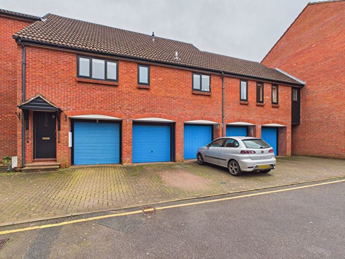 3 Bedroom Detached House For Sale In Collingwood Court, Bridgwater, TA6